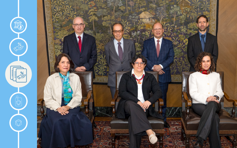 Photograph of the members of the Board of Directors of Banco de la República